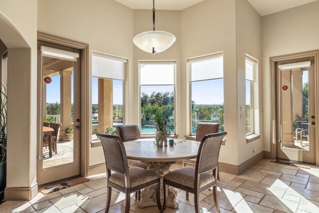 view of sunroom / solarium