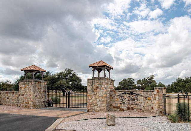 470 Comanche Rdg, Round Mountain, TX 78663 - photo 6