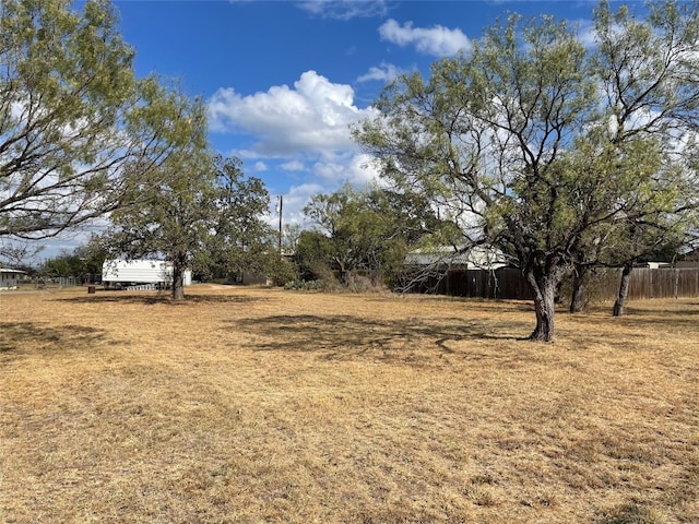 Listing photo 2 for 0 Skylark Trl, Buchanan Dam TX 78609