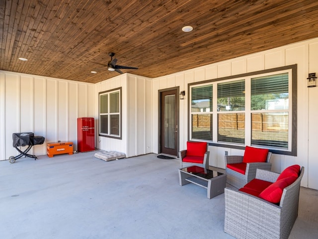 view of patio / terrace with ceiling fan and an outdoor hangout area