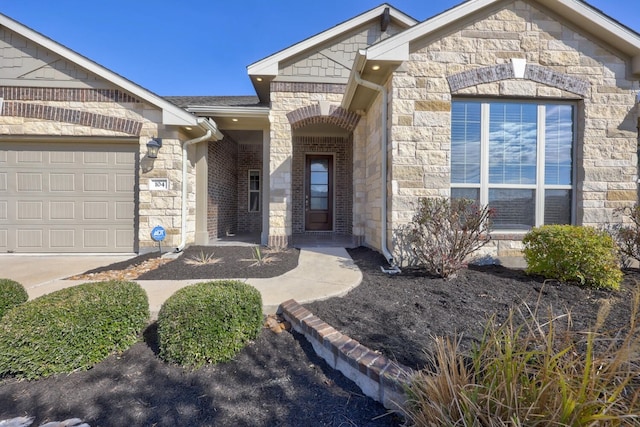 property entrance featuring a garage