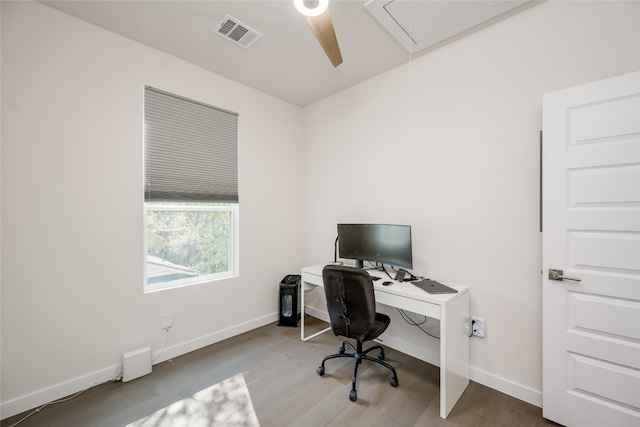 office with hardwood / wood-style floors