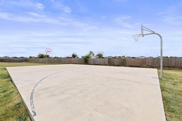 424 Hendelson Ln, Hutto, TX 78634 - view of sport court featuring basketball hoop