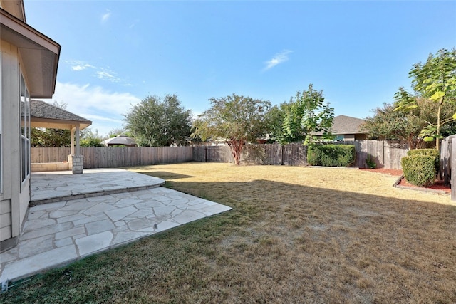 view of yard with a patio area