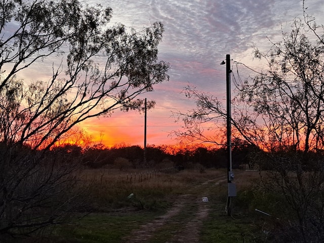 1560 Chalk Rd, Harwood, TX 78632
