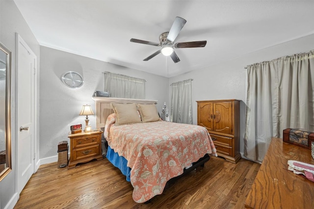 1514 S 13th St, Temple, TX 76504 - bedroom with wood finished floors and ceiling fan