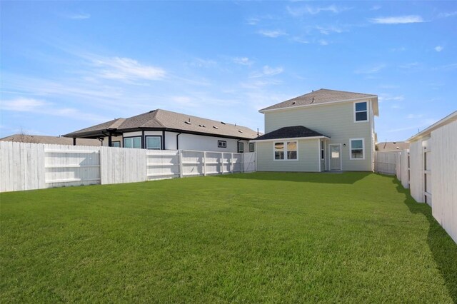 160 Lavender Ln, Elgin, TX 78621 - view of rear view of property
