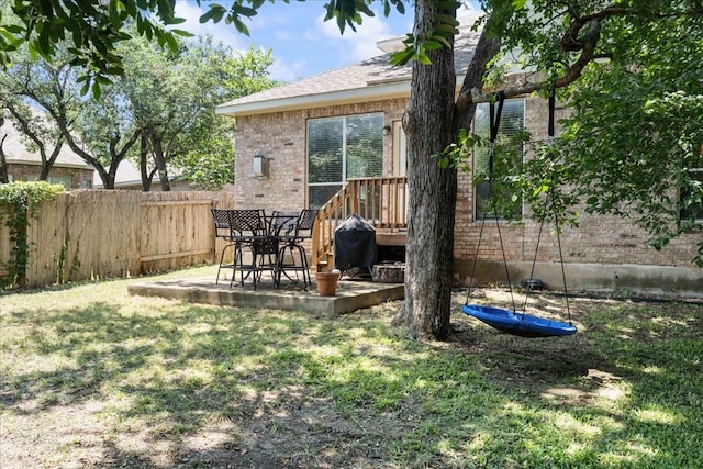 view of yard with a patio area