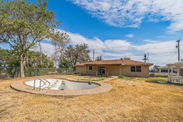 view of yard with a patio and cooling unit