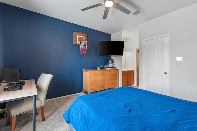 bedroom featuring carpet and ceiling fan