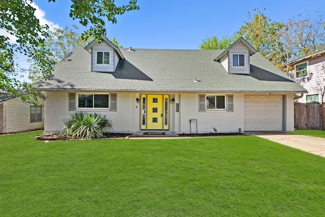 view of front of house featuring a front yard