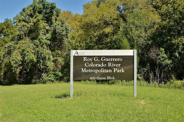 1201 Grove Blvd Unit 1501, Austin, TX 78741 - community / neighborhood sign with a lawn