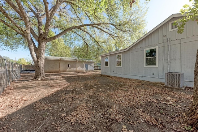 view of yard with central AC