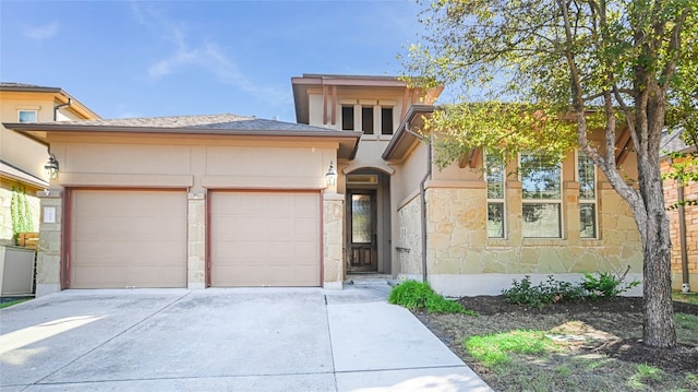 view of front of house featuring a garage