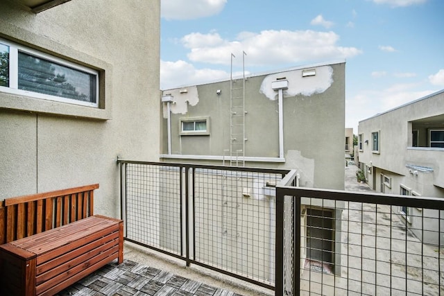 503 Swanee Dr Unit 19, Austin, TX 78752 - view of balcony