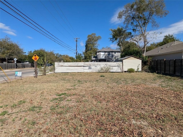7403 Guadalupe St, Austin, TX 78752 - view of yard