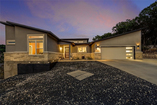 view of front facade featuring a garage