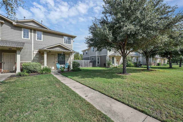 view of front facade featuring a front yard