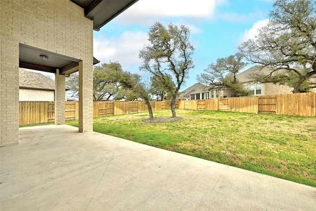 view of yard with a patio area