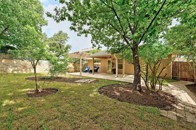 view of yard with a patio