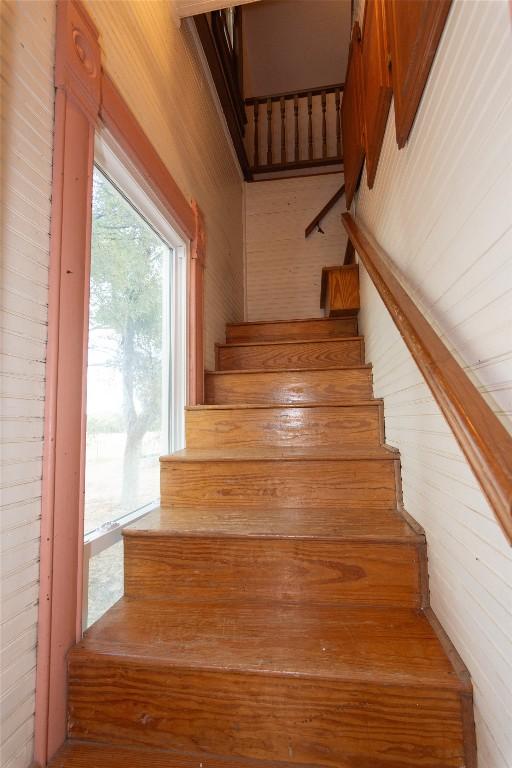 555 Eastview Dr, Georgetown, TX 78626 - photo 32