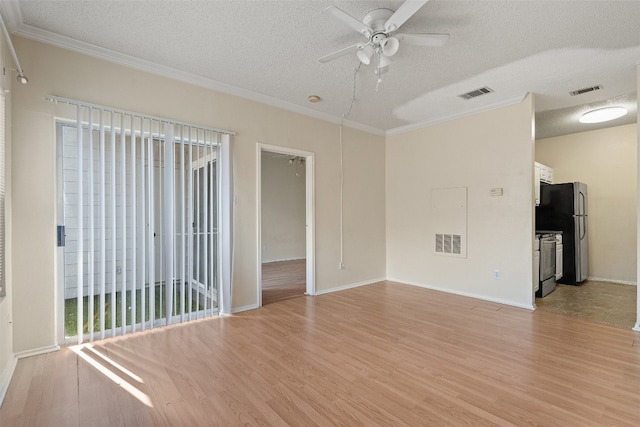 unfurnished living room featuring crown molding, light hardwood / wood-style flooring, a textured ceiling, and ceiling fan