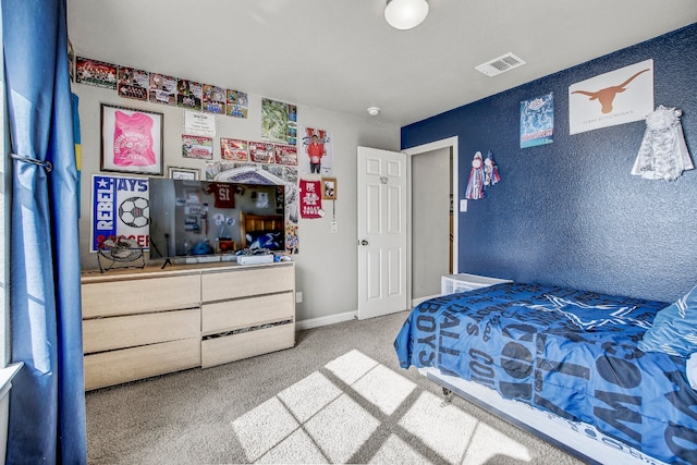 bedroom featuring carpet floors