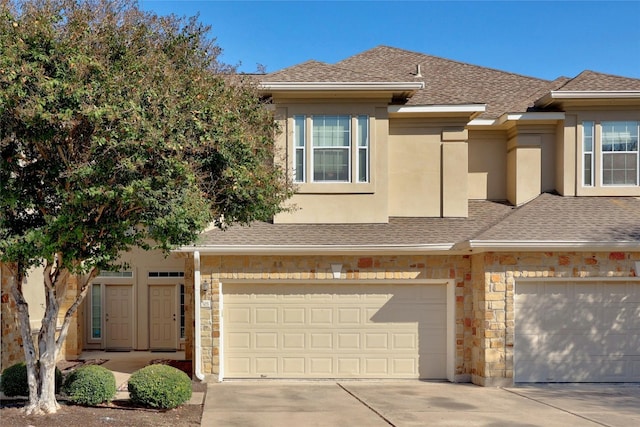 view of front of property featuring a garage