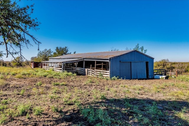 exterior space featuring a rural view