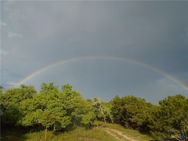 Listing photo 2 for 844 Plainview Rd, Wimberley TX 78676