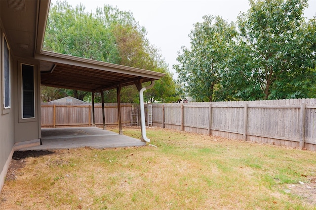 view of yard with a patio area