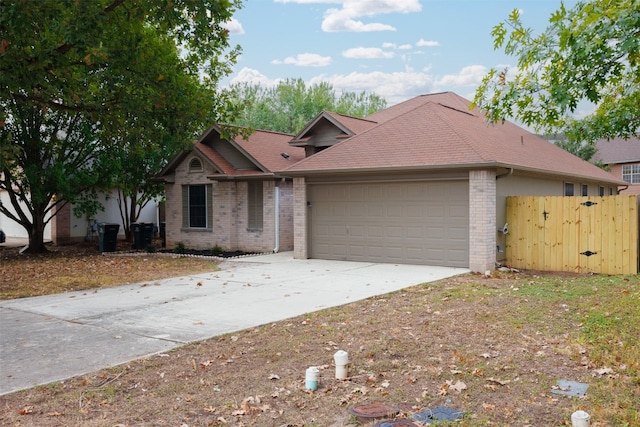 view of front facade featuring a garage