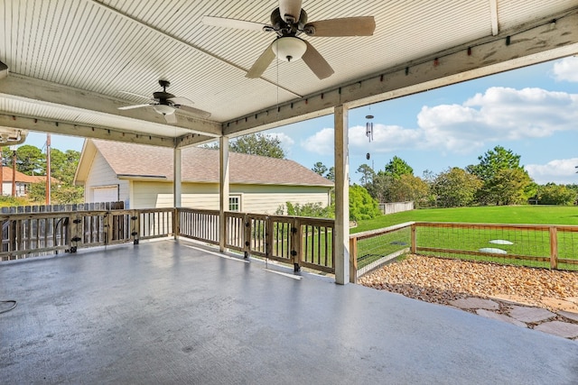 view of patio with ceiling fan