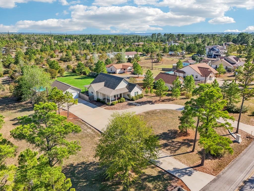 drone / aerial view with a residential view