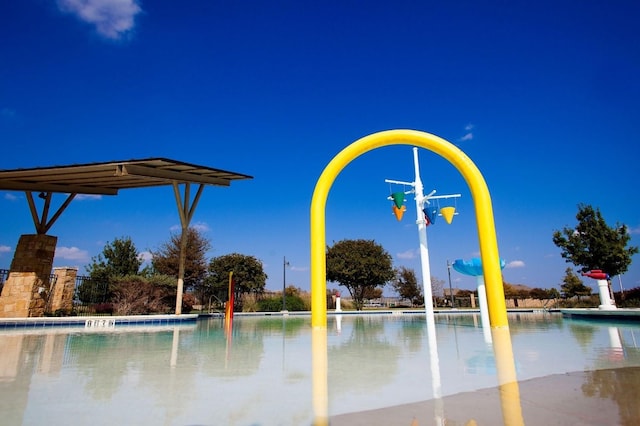 view of swimming pool