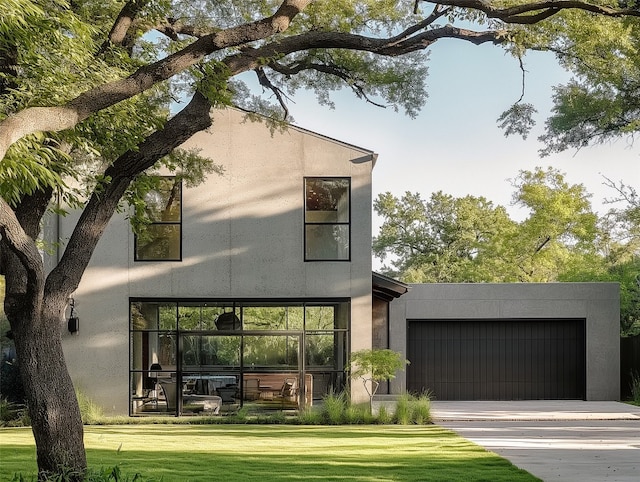 exterior space with a front yard