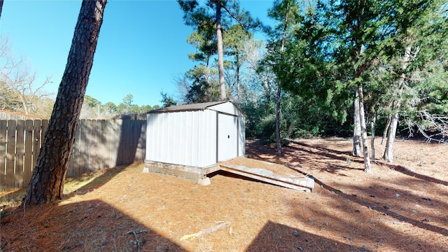 view of outbuilding