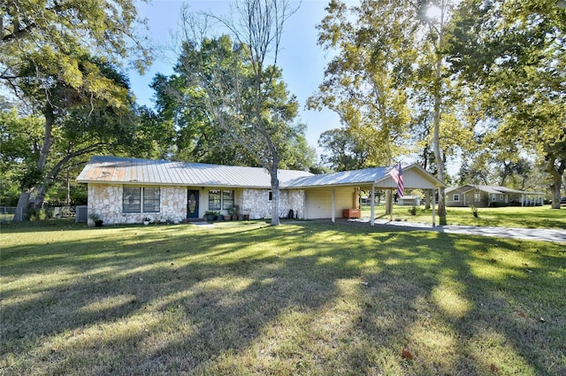 ranch-style house with a front yard