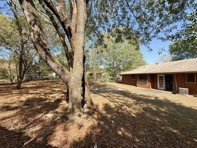 4710 Craigwood Dr, Austin, TX 78725 - view of yard
