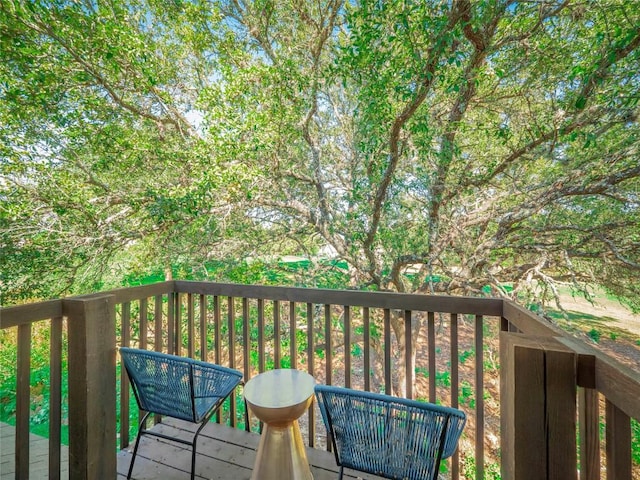 18802 Nicklaus Dr, Lago Vista, TX 78645 - view of wooden deck
