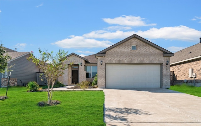 view of front facade featuring a front yard and a garage