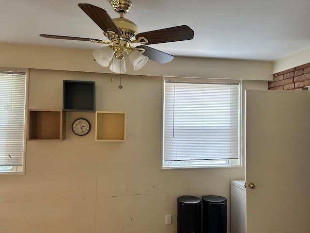 interior details featuring ceiling fan