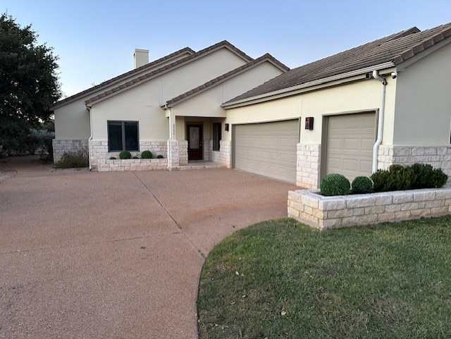 view of front of house with a garage