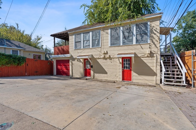 view of front of house featuring a garage