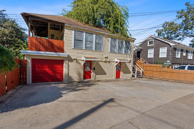 view of front of home featuring a garage