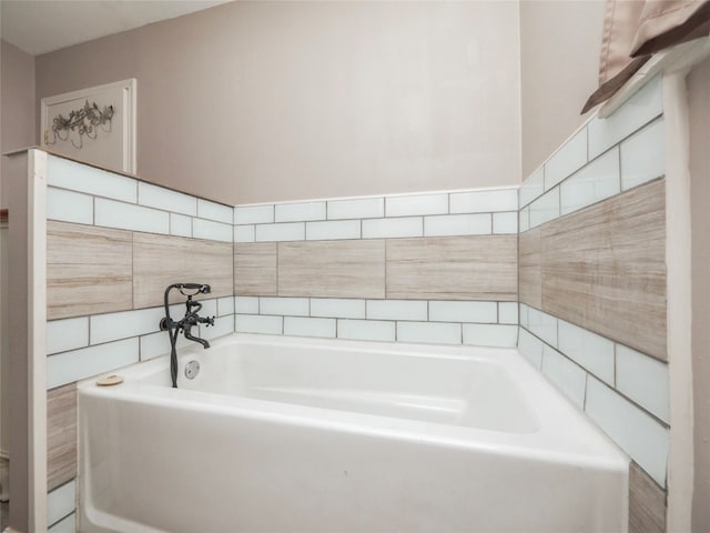 bathroom featuring a bathing tub