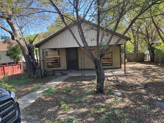 7303 Carver Ave, Austin, TX 78752 - view of front of house
