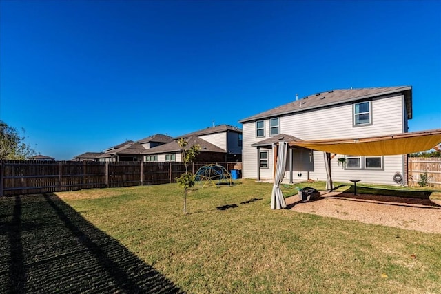 3925 Lyndsey Marie Ln, Pflugerville, TX 78660 - view of yard featuring a fenced backyard