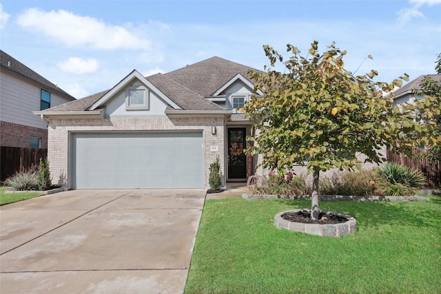 view of front of property with a front yard