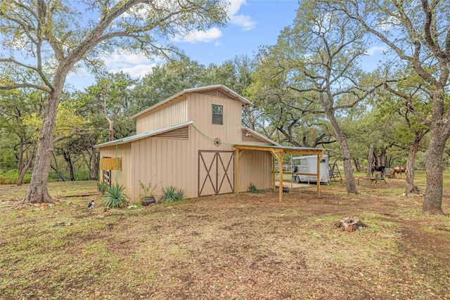 view of outdoor structure